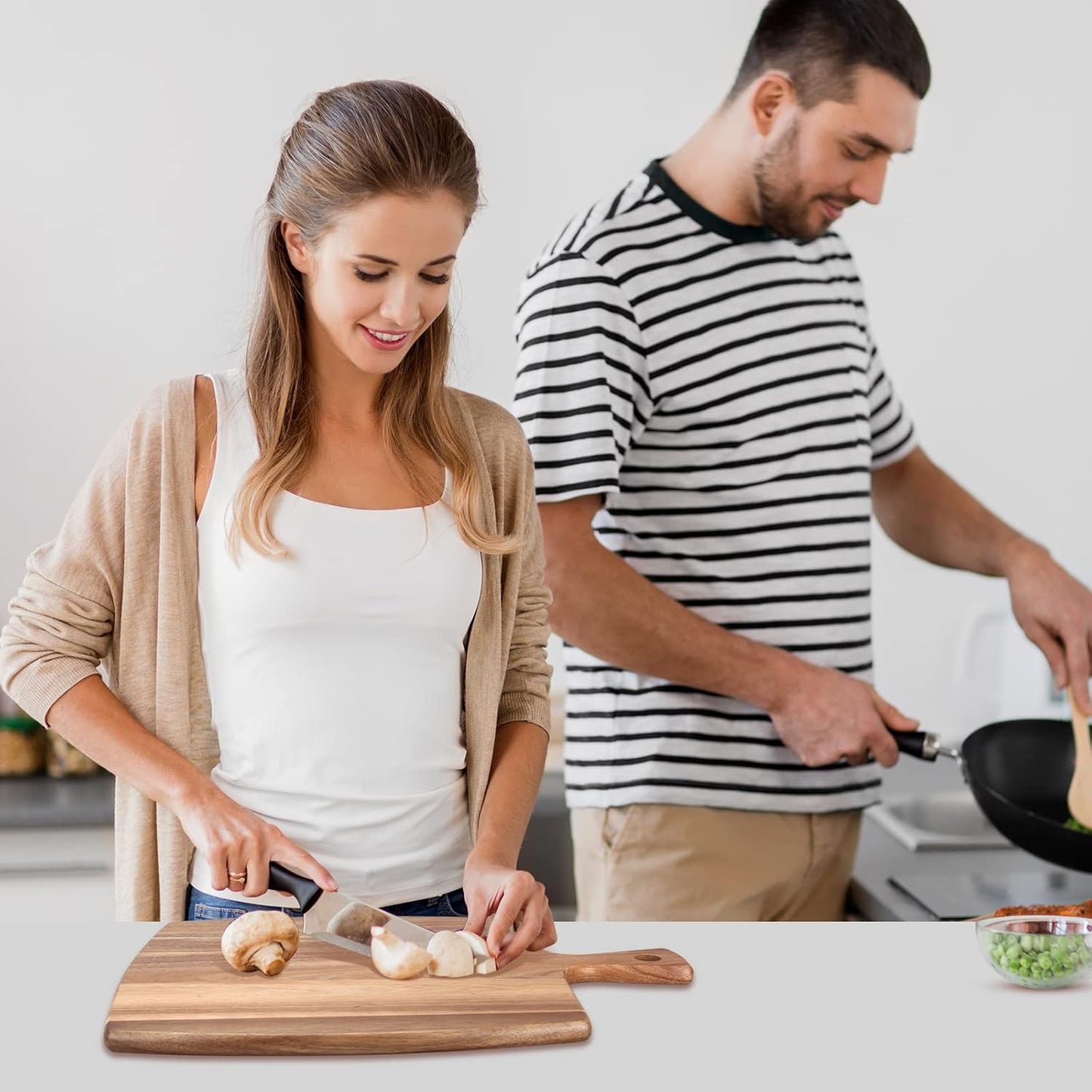 Wood Cutting Board with Handle