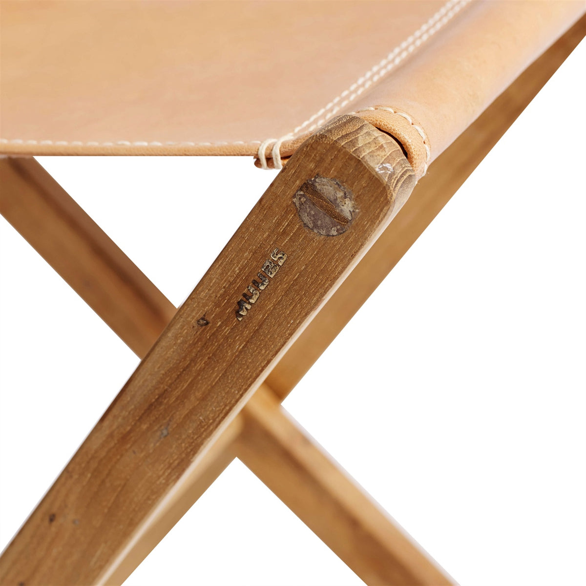 Memphis Folding Teak Stool — Natural leather by Muubs