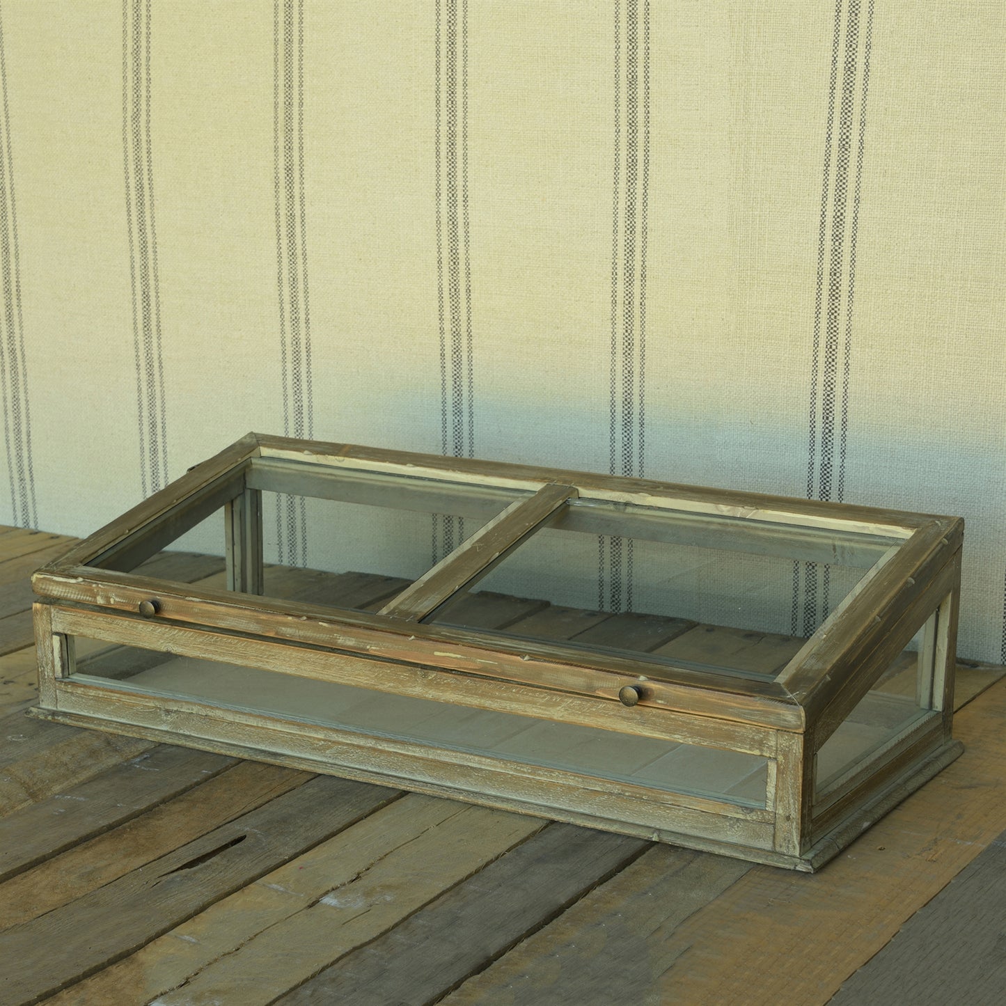Jennings Display Case — HomArt