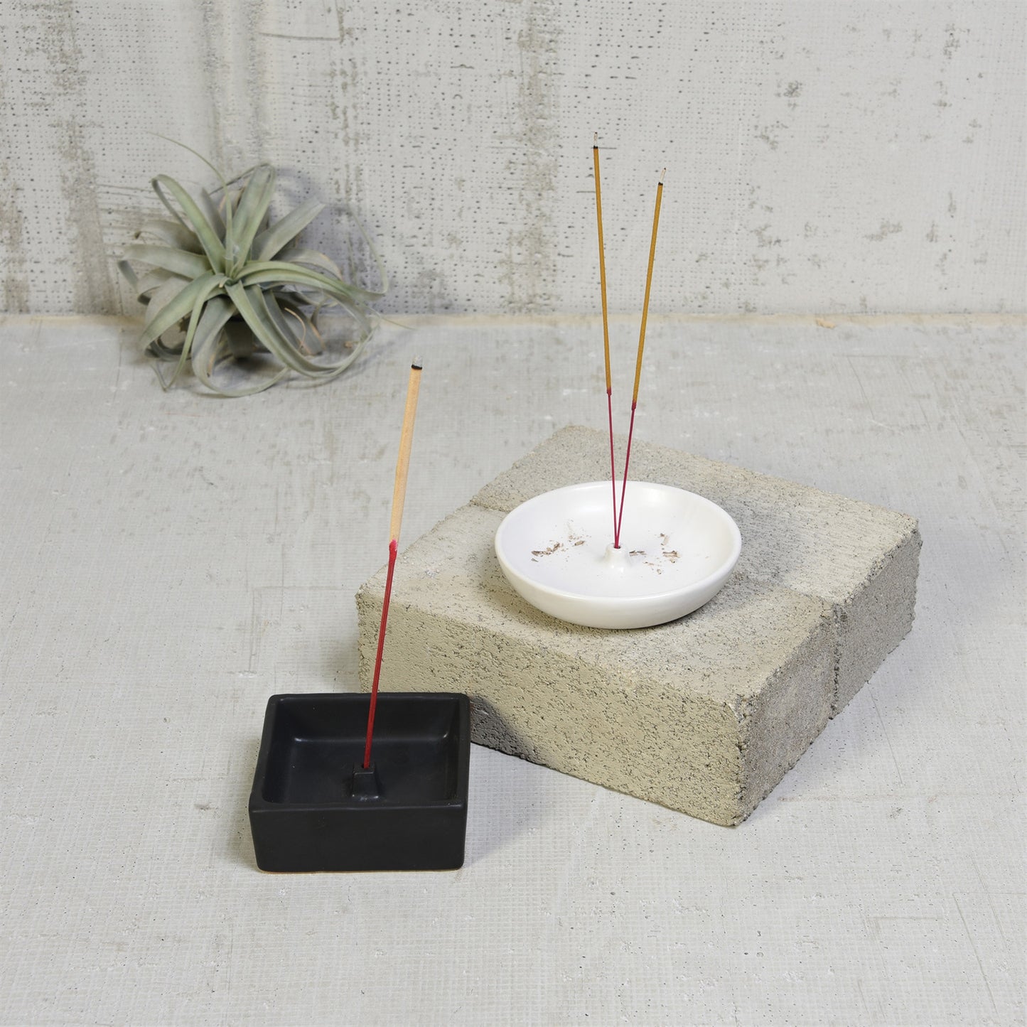 Luna Incense Holder — Matte White — HomArt