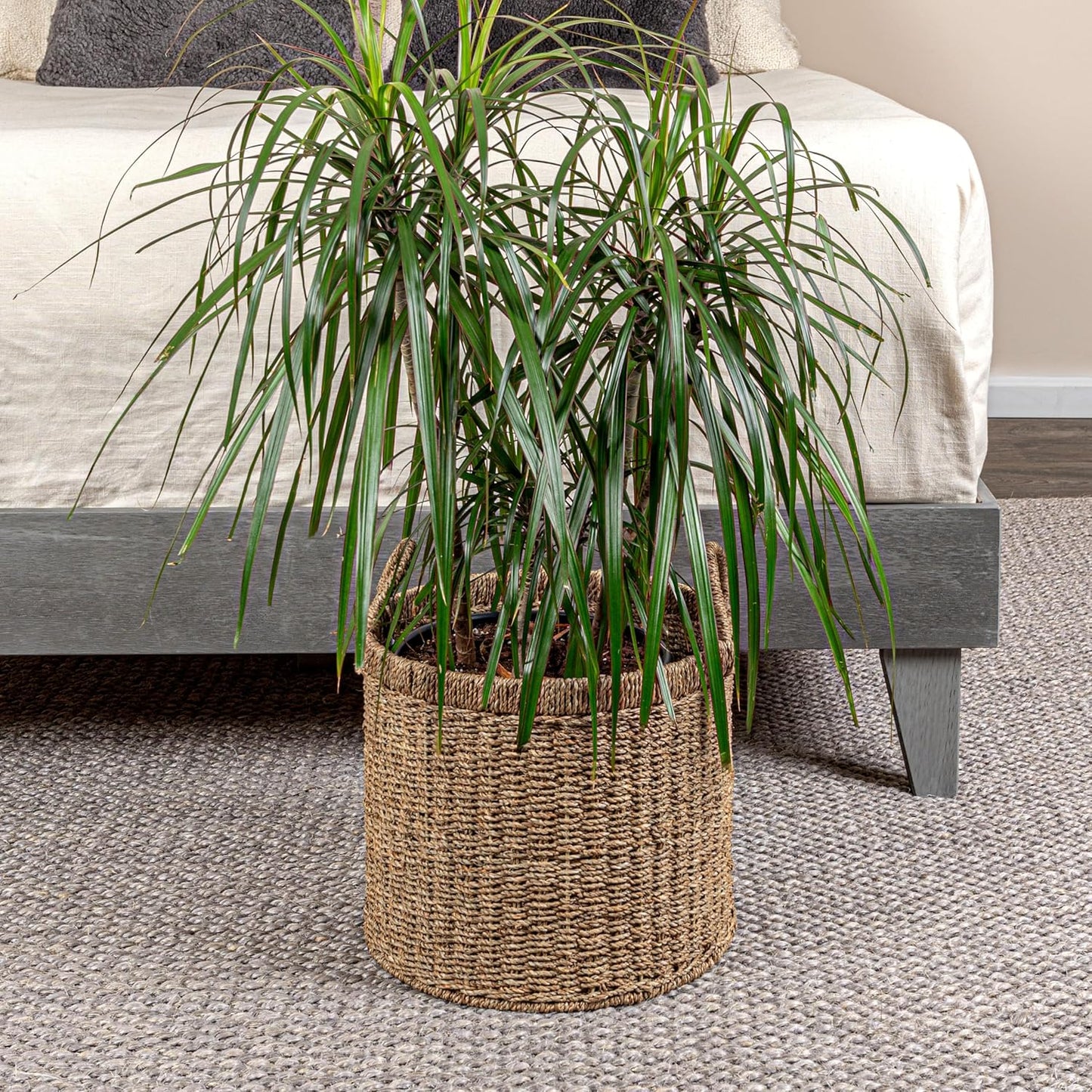 Round Seagrass Basket