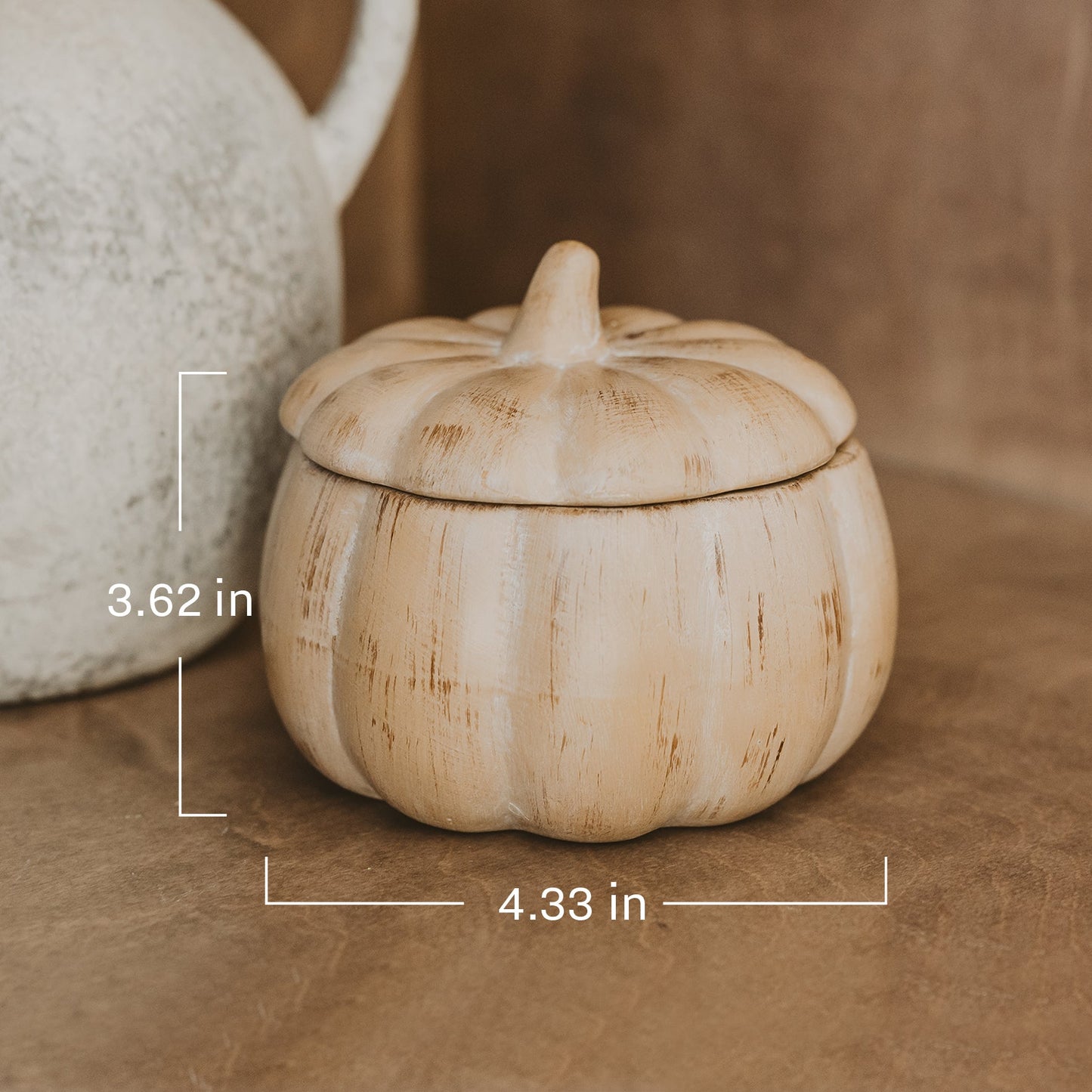 Dimensions of the ceramic pumpkin jar candle